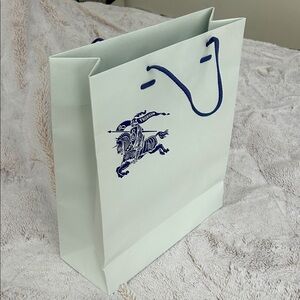 Burberry shopping bag